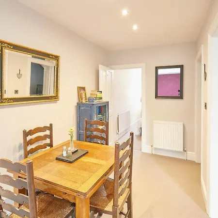 Host & - Kulla Loft Harrogate