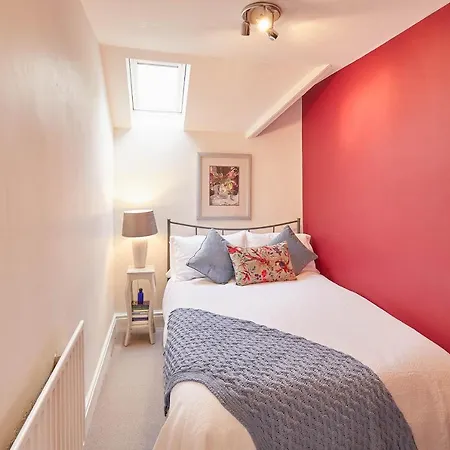 Host & - Kulla Loft Apartman